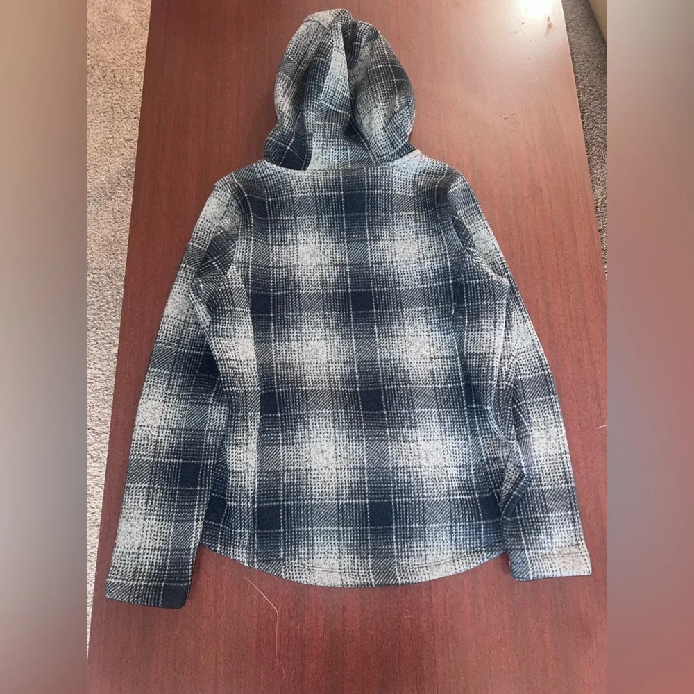 The North Face Gray and Navy Fleece Jacket - Picture 4 of 4